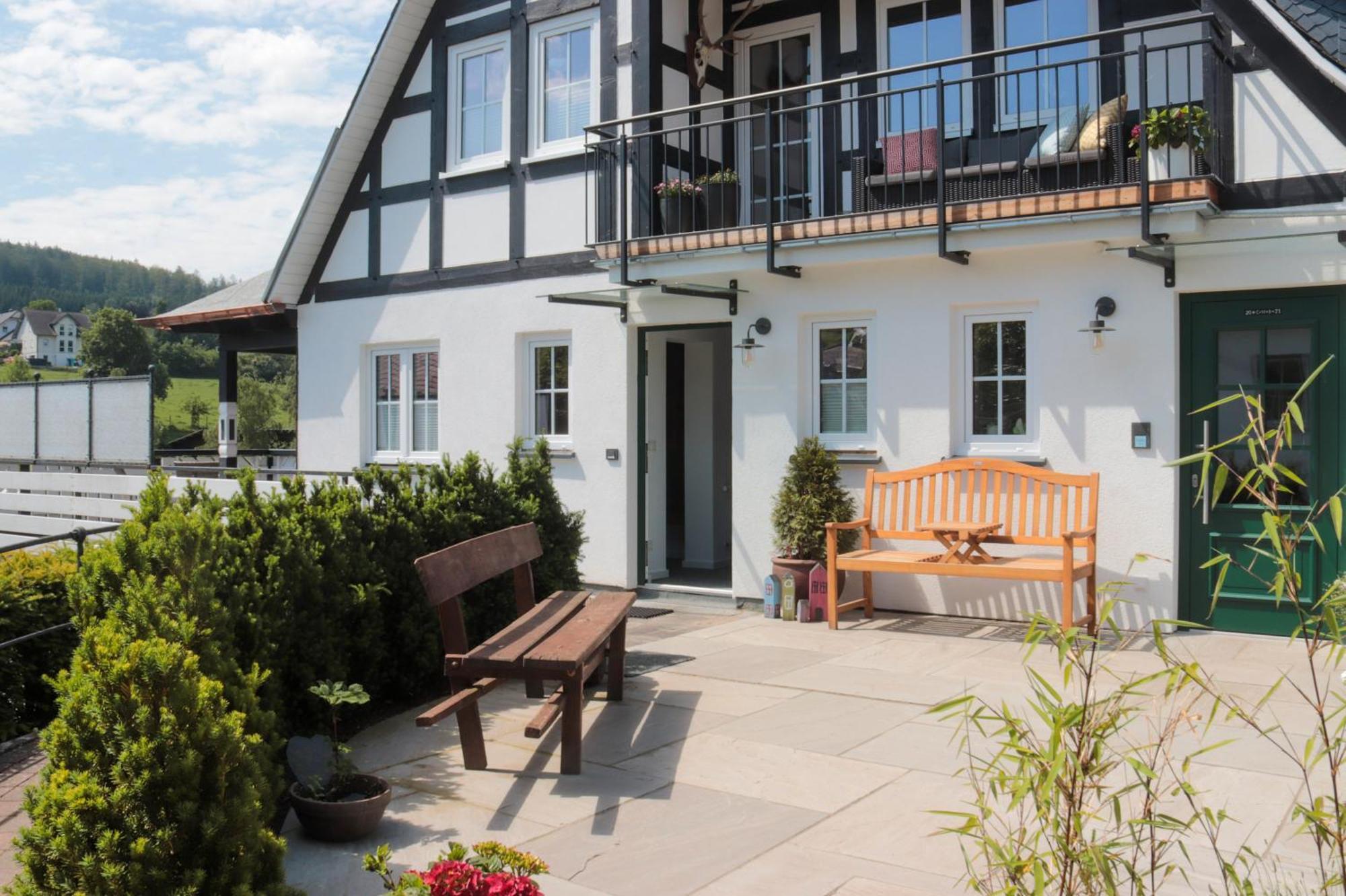 Ruebenkaempers Ferienwohnungen Schmallenberg Exterior photo